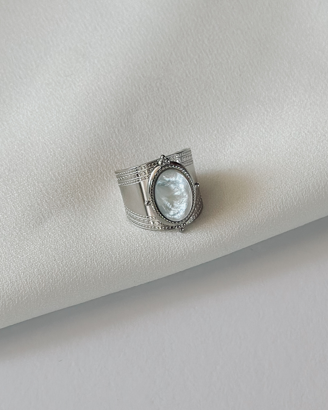 Moonstone δαχτυλίδι 