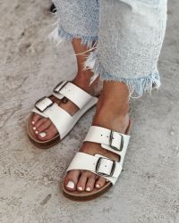 Φωτογραφία από On the Go λευκά