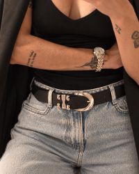 Layla Μαύρη Δερμάτινη Ζώνη Φωτογραφία από Layla Μαύρη Δερμάτινη Ζώνη
