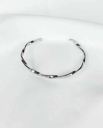Twisted bangle silver