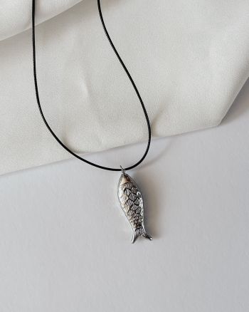 Big Fish necklace 