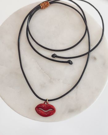 Kisses necklace 