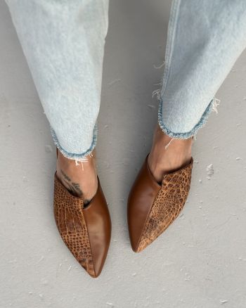 Sylvie δερμάτινα mules καφέ