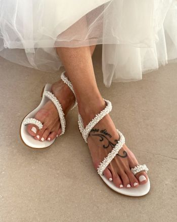  Nerissa – Bridal Leather Flat Sandals with Delicate Pearls