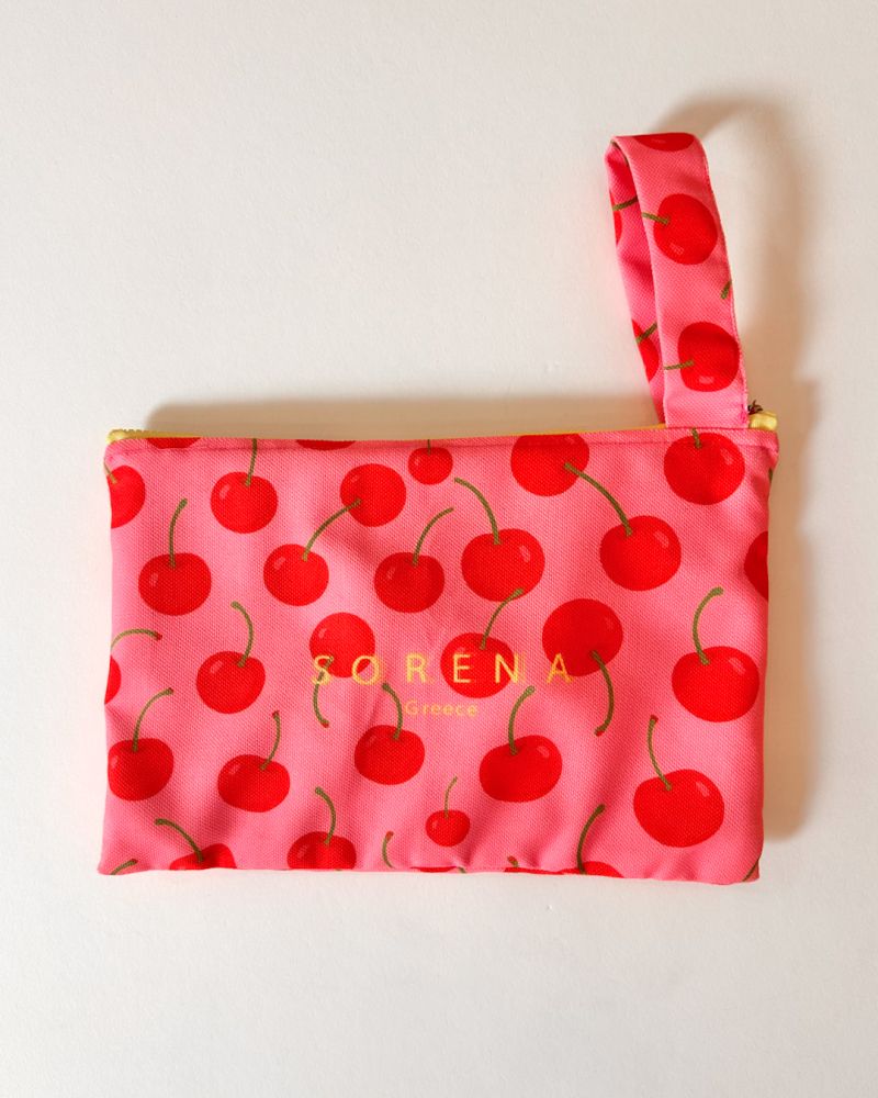 Cherry clutch Φωτογραφία από Cherry clutch
