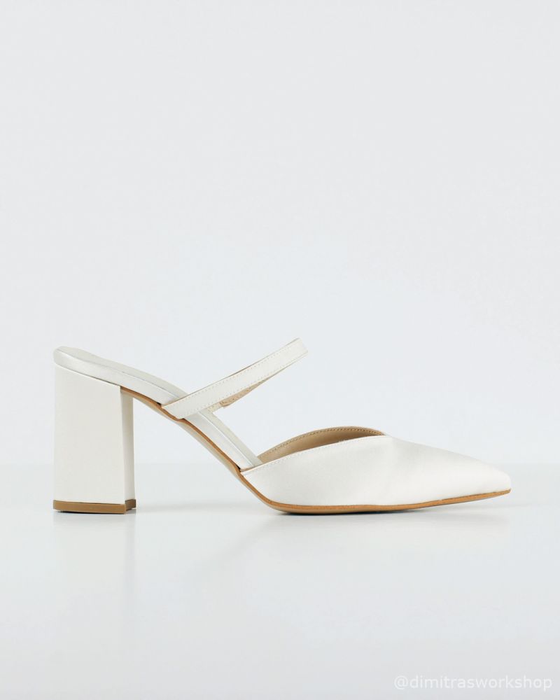 Φωτογραφία από Anneliese – Νυφικό Ιβουάρ Σατέν Mule με Σταθερό Χοντρό Τακούνι & Λεπτή Μπαρέτα